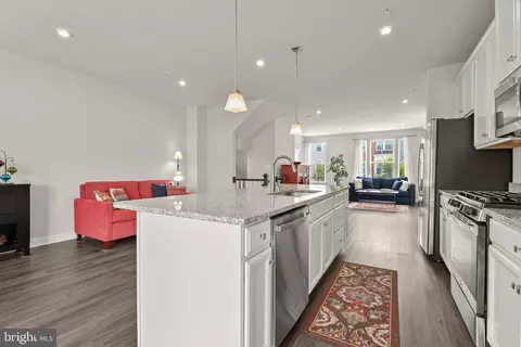 Entry Way - 322 Heritage St, Middle River, MD 21220 photo 1 of 19