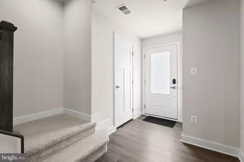 Entry Way - 322 Heritage St, Middle River, MD 21220 photo 10 of 19