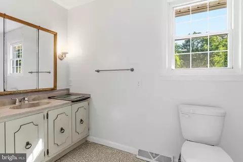 Bath - 17212 Hunter Green Rd, Upperco, MD 21155 photo 1 of 2