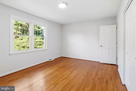Bedroom - 17212 Hunter Green Rd, Upperco, MD 21155 photo 5 of 6