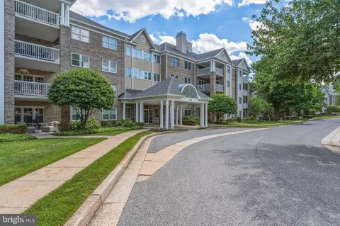 215 Belmont Forest Ct #403, Lutherville Timonium, MD 21093