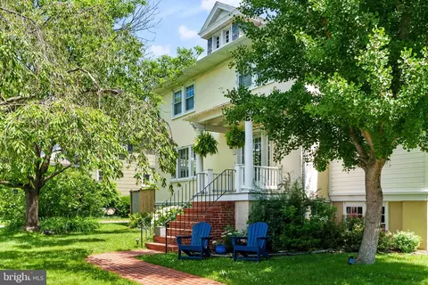 110 Osborne Ave, Catonsville, MD 21228