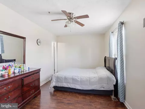 Bedroom - 2018 Amber, Windsor Mill, MD 21244 photo 2 of 7