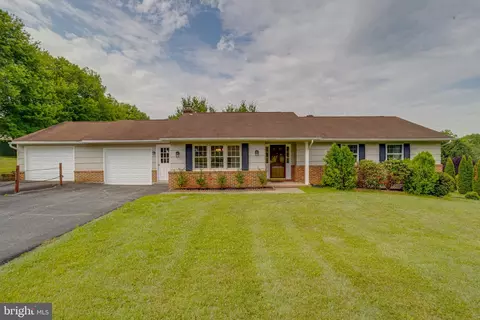 5613 Sharon Dr, Glen Arm, MD 21057