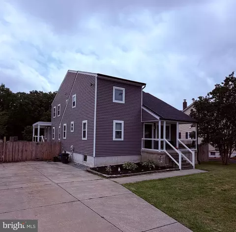 611 Wampler Rd, Middle River, MD 21220
