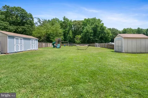 Exterior - 611 Wampler Rd, Middle River, MD 21220 photo 2 of 2