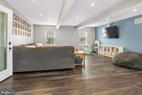 Living - 611 Wampler Rd, Middle River, MD 21220 photo 1 of 1