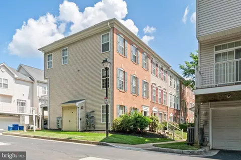 519 Ensemble Ct, Hunt Valley, MD 21030
