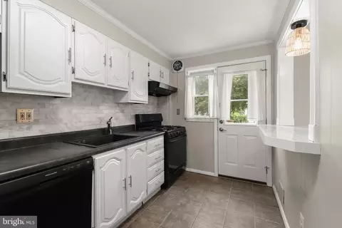 Kitchen - 1652 Hardwick Rd, Towson, MD 21286 photo 1 of 3