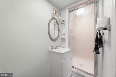 Bath - 1652 Hardwick Rd, Towson, MD 21286 photo 3 of 3