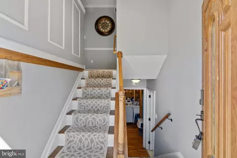 Entry Way - 7113 Olivia Rd, Middle River, MD 21220 photo 2 of 4