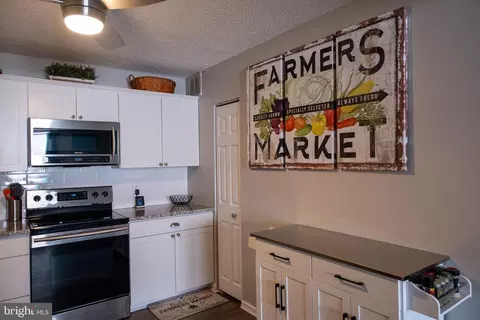 Kitchen - 205 E Joppa Rd #405, Towson, MD 21286 photo 3 of 3