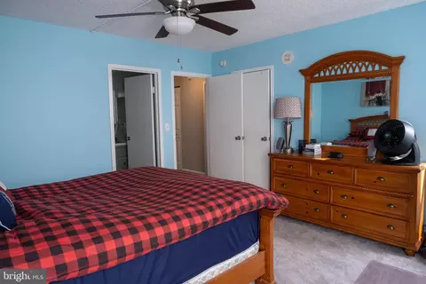 Bedroom - 205 E Joppa Rd #405, Towson, MD 21286 photo 4 of 4