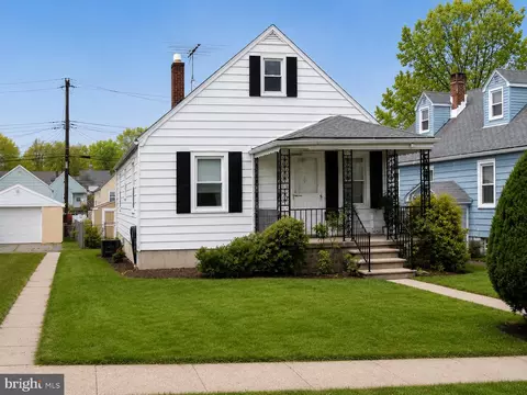 2513 Canterbury Rd, Parkville, MD 21234