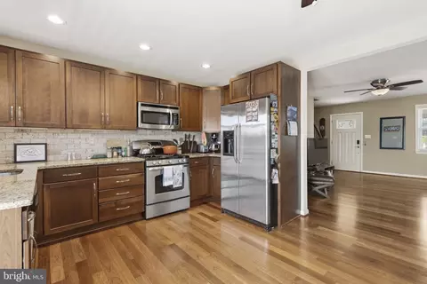 Kitchen - 1627 Manor Rd, Dundalk, MD 21222 photo 1 of 2