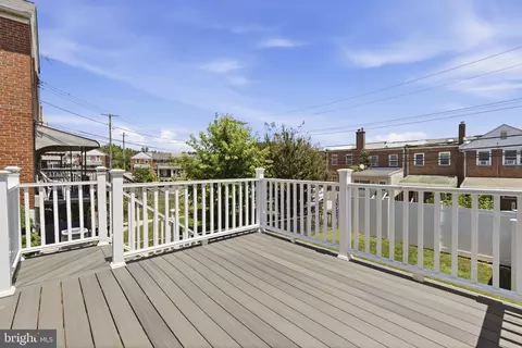 Exterior - 1627 Manor Rd, Dundalk, MD 21222 photo 3 of 4