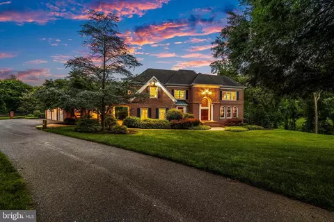 11 Springhill Farm Ct, Cockeysville, MD 21030