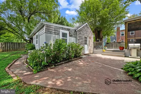 Exterior - 47 Willow Ave, Towson, MD 21286 photo 4 of 9