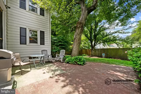 Exterior - 47 Willow Ave, Towson, MD 21286 photo 7 of 9