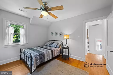 Bedroom - 47 Willow Ave, Towson, MD 21286 photo 4 of 6