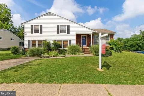 9414 Avondale Rd, Parkville, MD 21234