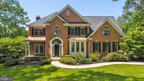 4 Quiet Brook Ct, Parkton, MD 21120