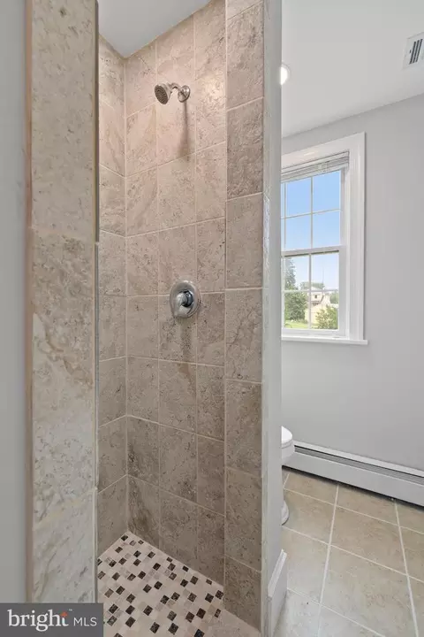 Bath - 3000 Shepperd Rd, Monkton, MD 21111 photo 3 of 5