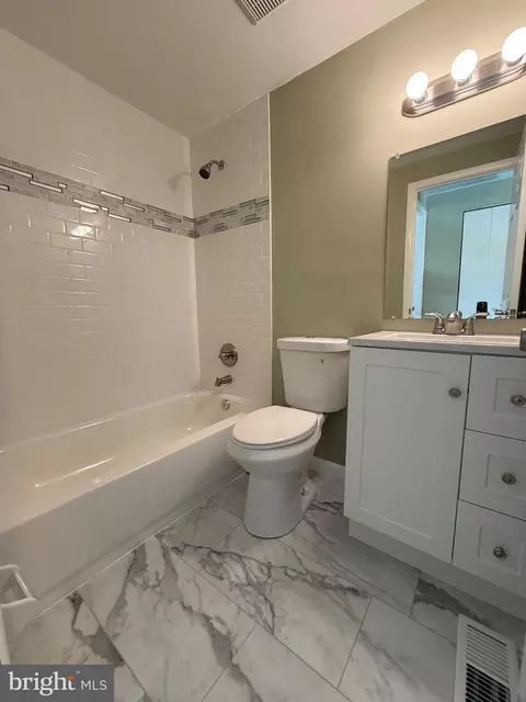 Bath - 4834 Vicky Rd, Nottingham, MD 21236 photo 1 of 3
