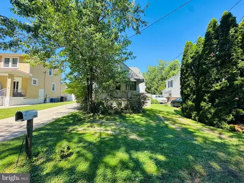 8608 Oak Rd, Sparrows Point, MD 21219