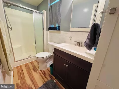 Bath - 8608 Oak Rd, Sparrows Point, MD 21219 photo 1 of 2