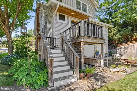 Exterior - 701 Murdock Rd, Baltimore, MD 21212 photo 5 of 8