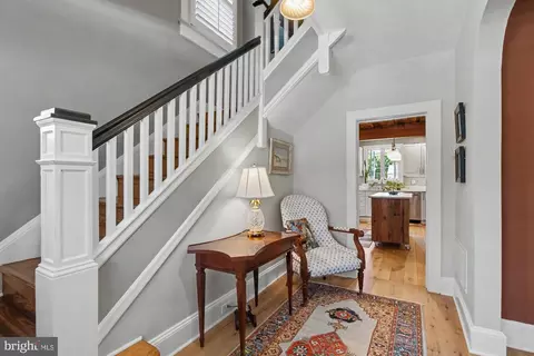Entry Way - 701 Murdock Rd, Baltimore, MD 21212 photo 1 of 11