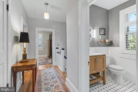 Entry Way - 701 Murdock Rd, Baltimore, MD 21212 photo 9 of 11