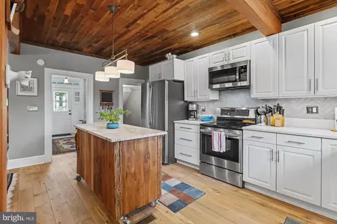 Kitchen - 701 Murdock Rd, Baltimore, MD 21212 photo 2 of 3
