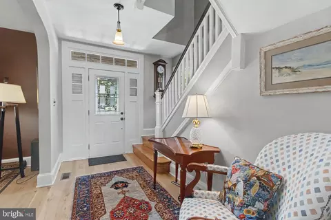 Entry Way - 701 Murdock Rd, Baltimore, MD 21212 photo 3 of 11