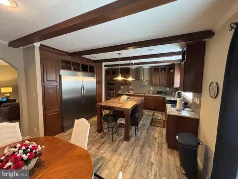 Kitchen - 12130 Eastern Ave, Middle River, MD 21220 photo 2 of 5