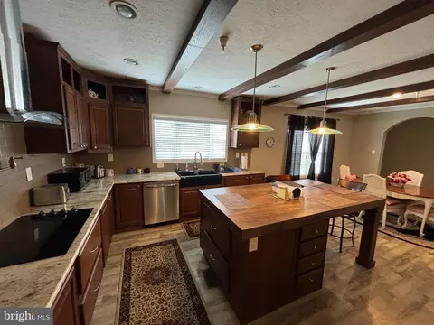 Kitchen - 12130 Eastern Ave, Middle River, MD 21220 photo 3 of 5