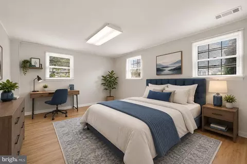 Bedroom - 4700 Ebenezer Rd, Nottingham, MD 21236 photo 6 of 6