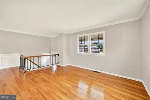 Living - 4700 Ebenezer Rd, Nottingham, MD 21236 photo 4 of 8