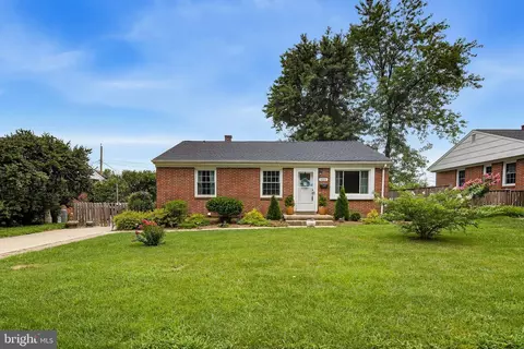 1034 Donington Cir, Towson, MD 21204
