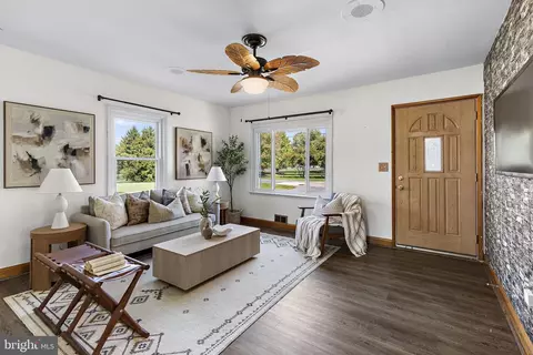Living - 5625 Allender Rd, White Marsh, MD 21162 photo 1 of 2