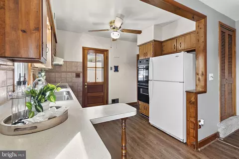 Kitchen - 5625 Allender Rd, White Marsh, MD 21162 photo 1 of 2