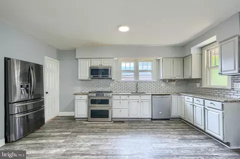 Kitchen - 7428 Poplar Ave, Baltimore, MD 21224 photo 1 of 2