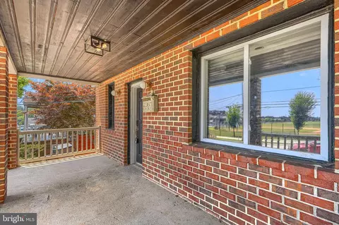 Exterior - 7428 Poplar Ave, Baltimore, MD 21224 photo 1 of 5