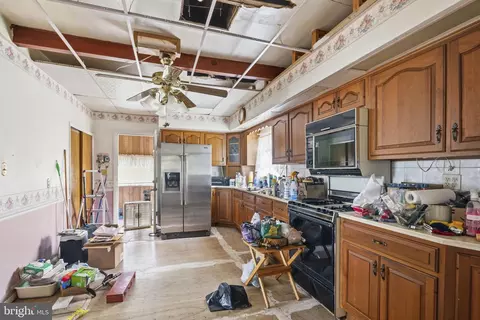 Kitchen - 6 Chesley Ave, Baltimore, MD 21206 photo 1 of 1