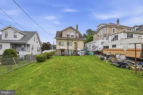 Exterior - 6 Chesley Ave, Baltimore, MD 21206 photo 2 of 2