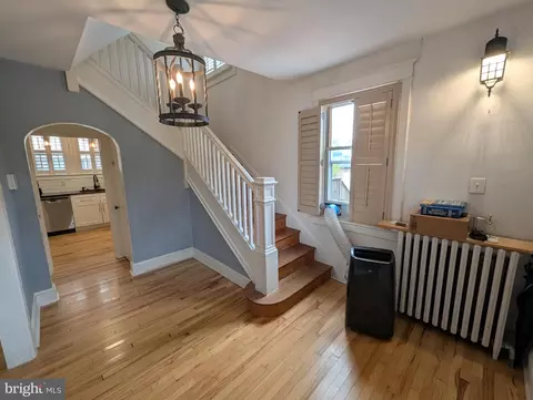 Entry Way - 4500 Ridge Ave, Halethorpe, MD 21227 photo 1 of 8