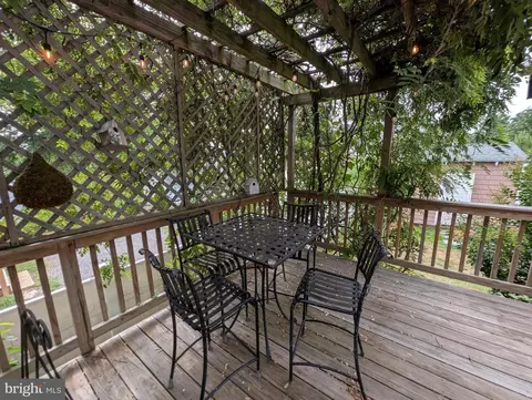 Exterior - 4500 Ridge Ave, Halethorpe, MD 21227 photo 4 of 12