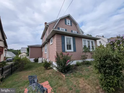 Exterior - 4500 Ridge Ave, Halethorpe, MD 21227 photo 7 of 12