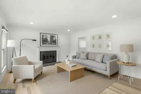 Living - 577 Brook Rd, Towson, MD 21286 photo 1 of 4